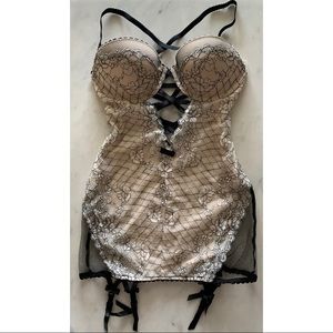 VS Very Sexy lace lingerie slip w/ garter straps